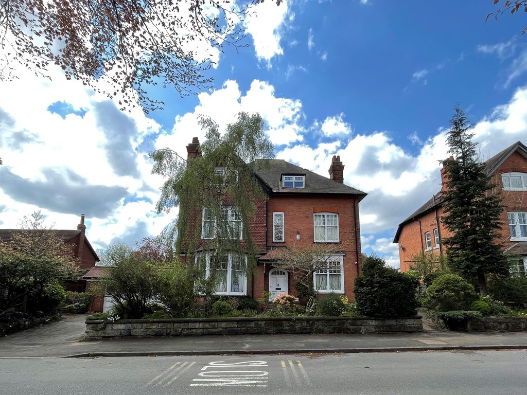 8 bed detached house for sale in Oxford Road, Birmingham B13 Zoopla