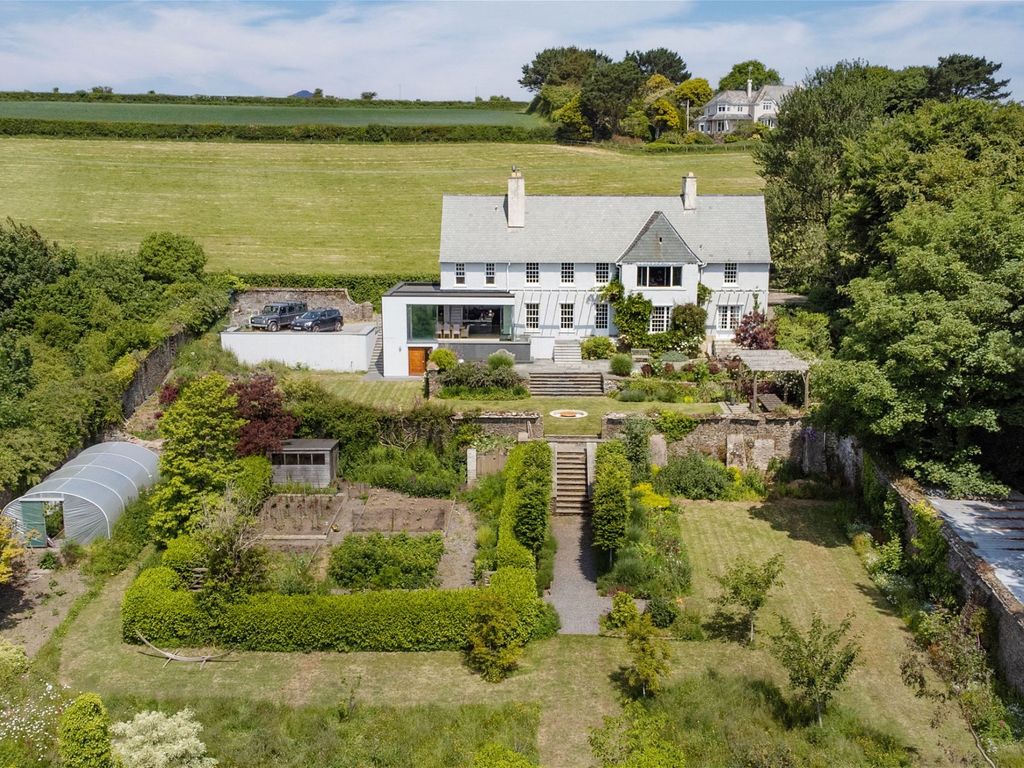 6 bed detached house for sale in Road, Dartmouth TQ6, £