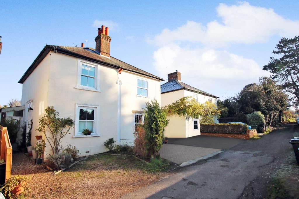 2 bed semidetached house for sale in Worple Road, Leatherhead KT22