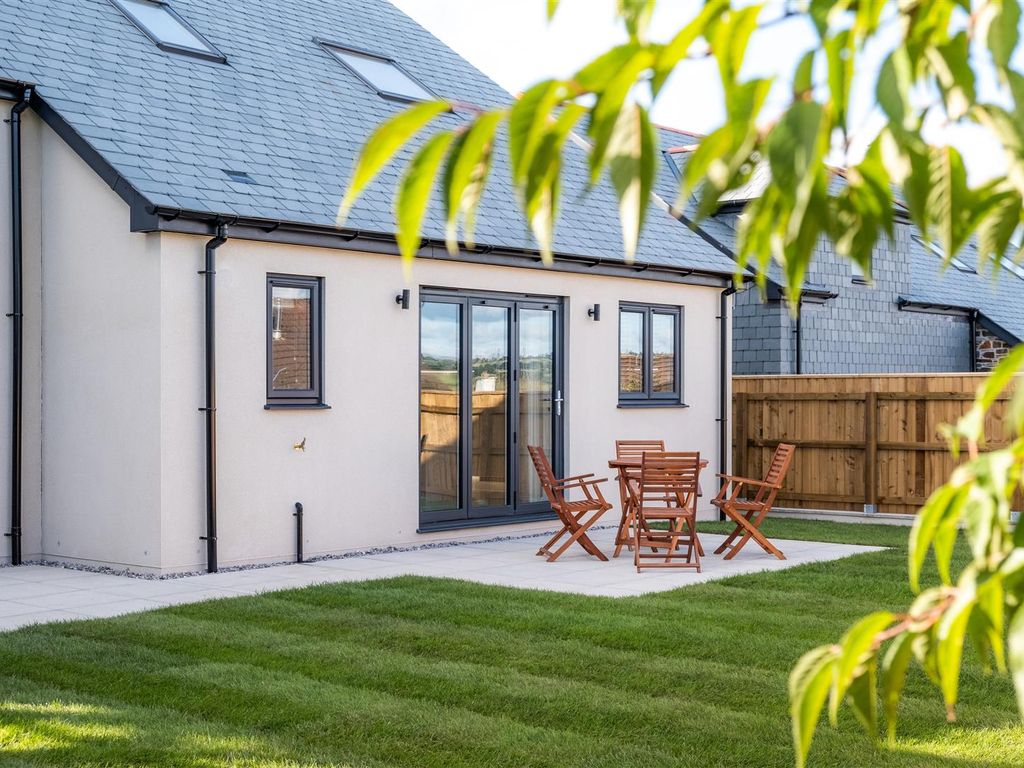 New home, 4 bed detached house for sale in Coombe Drive, Cargreen