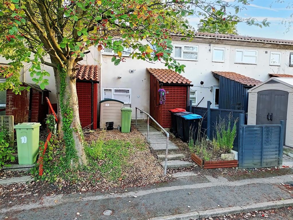 2 bed terraced house for sale in Bransgill Court, Heelands, Milton