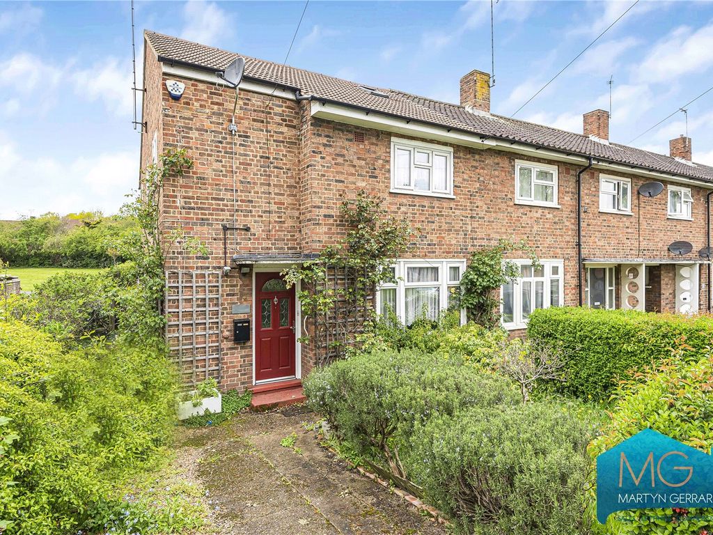 2 bed end terrace house for sale in Colney Hatch Lane, Muswell Hill