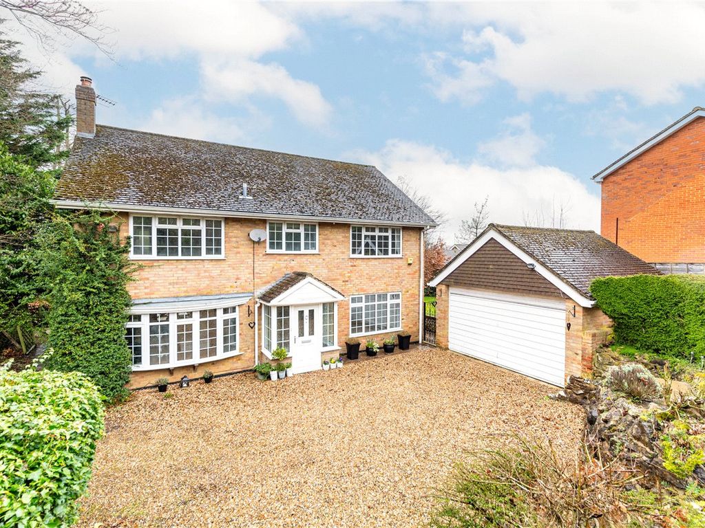 4 bed detached house for sale in Felden Lane, Felden, Hertfordshire HP3