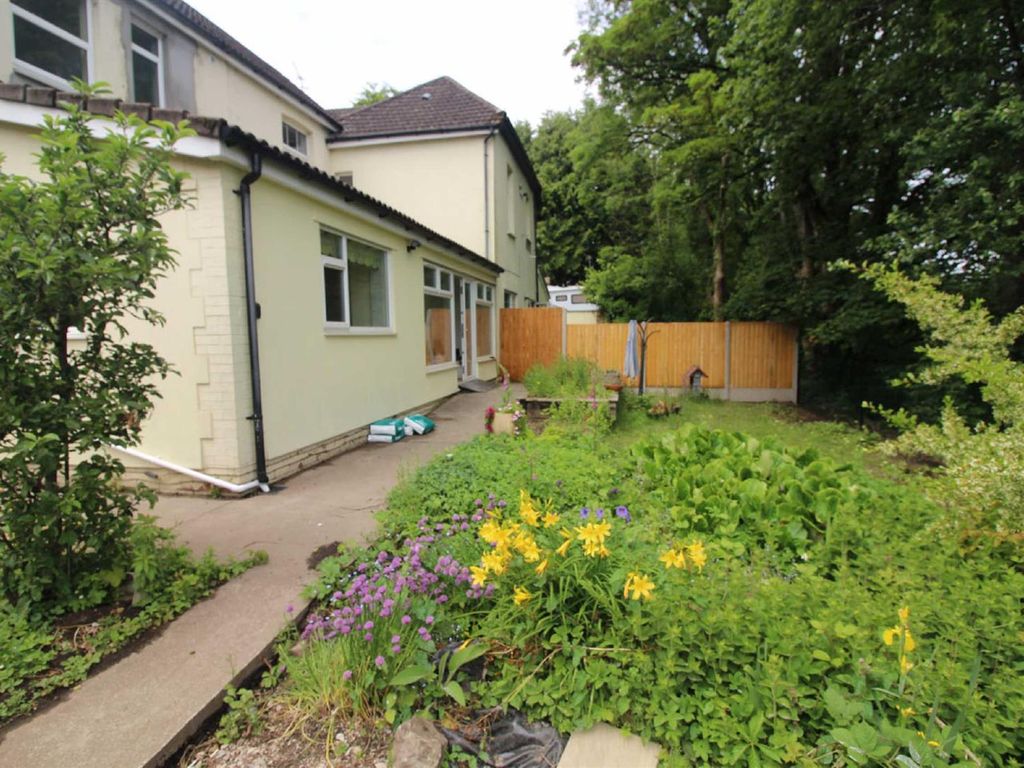 2 bed flat to rent in Heol Isaf, Radyr, Cardiff CF15, £1,100 pcm Zoopla