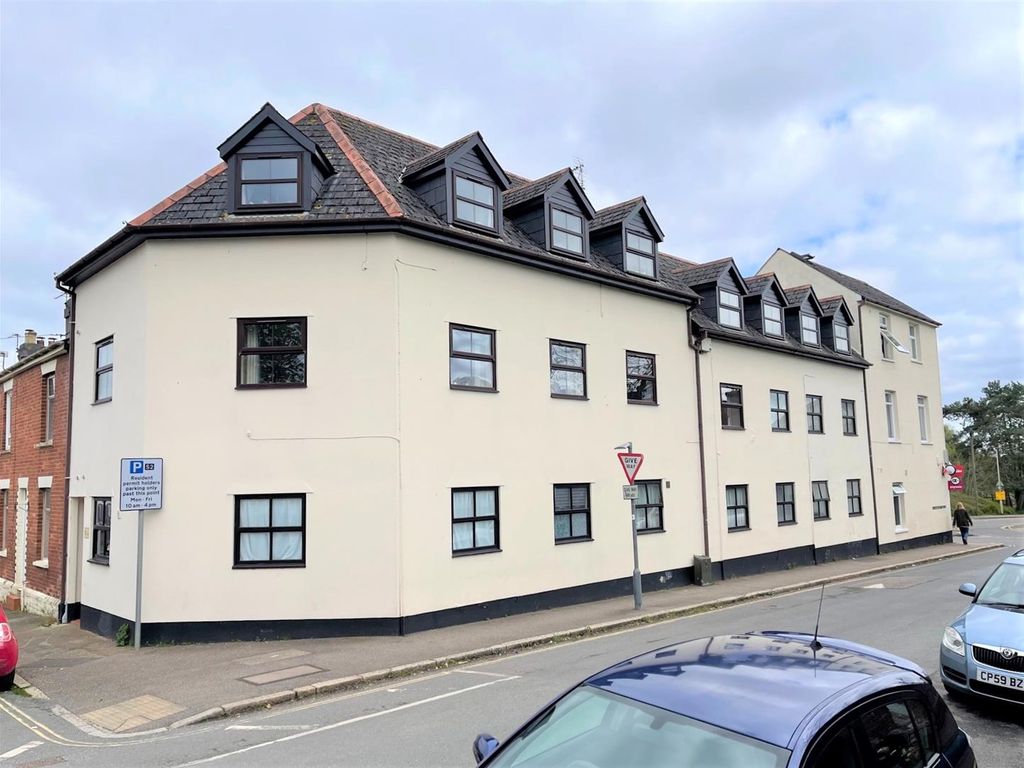 2 bed flat for sale in Alpha Street, Heavitree, Exeter EX1 Zoopla