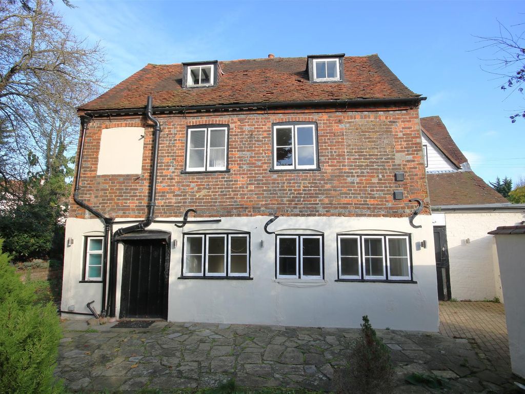 4 bed detached house for sale in Bridge Street, Colnbrook, Slough SL3