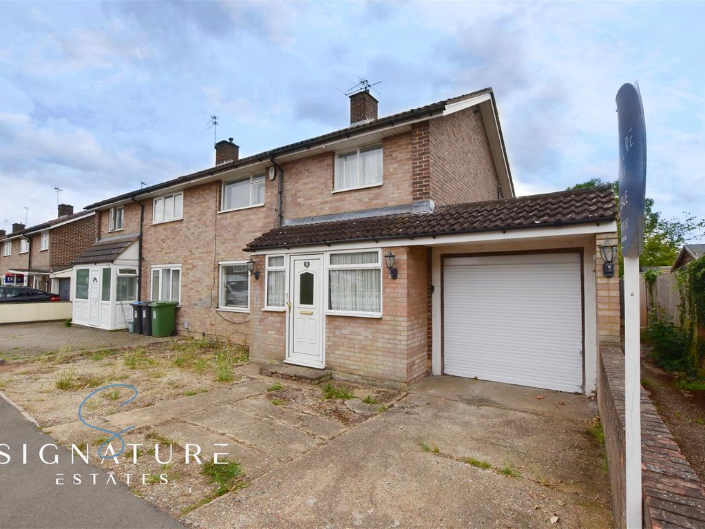 3 bed semidetached house for sale in Gadebridge Road, Hemel Hempstead