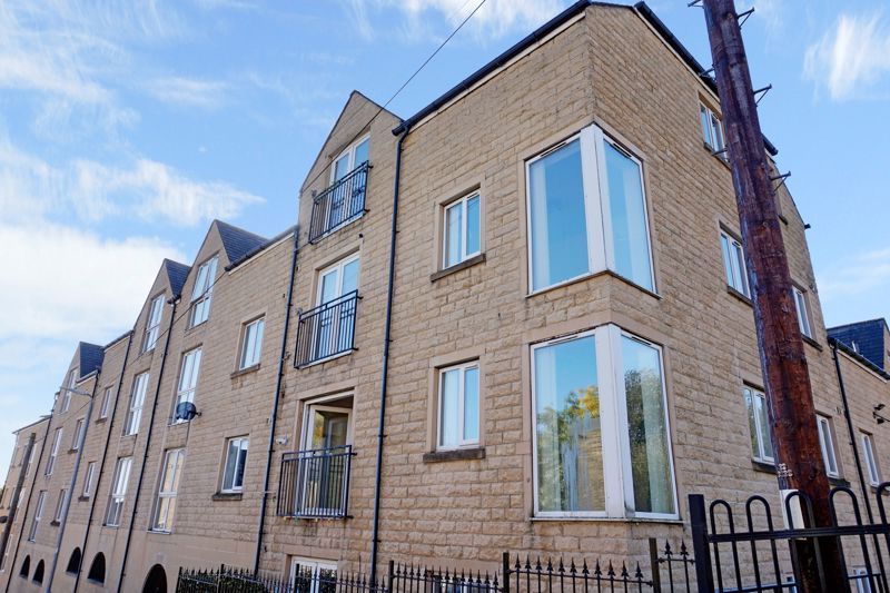 2 bed flat for sale in West View, Boothtown, Halifax HX3 Zoopla
