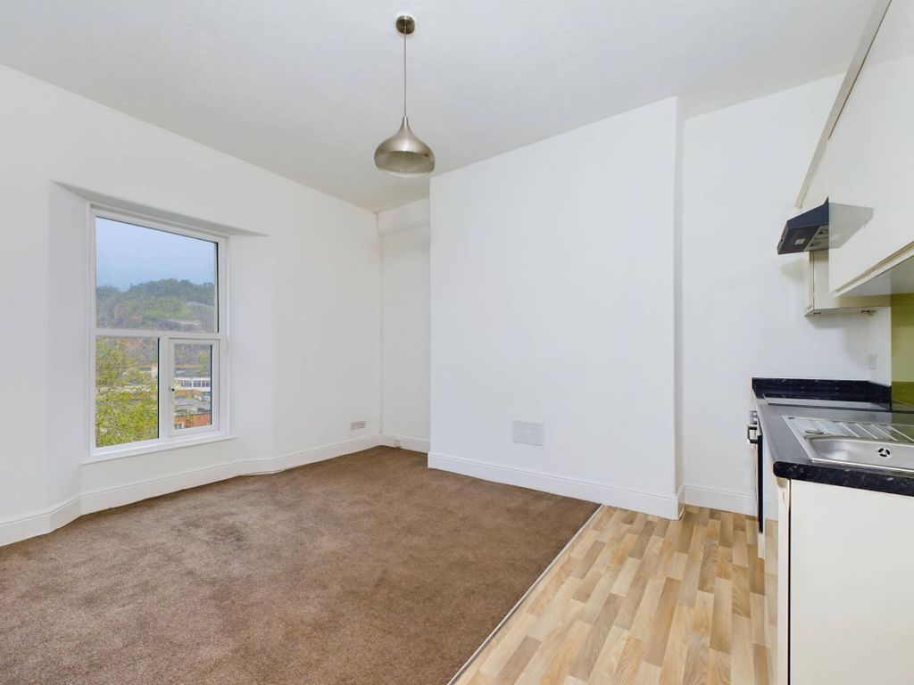 1 bed flat for sale in Abbey Road, Torquay TQ2, £89,950 Zoopla