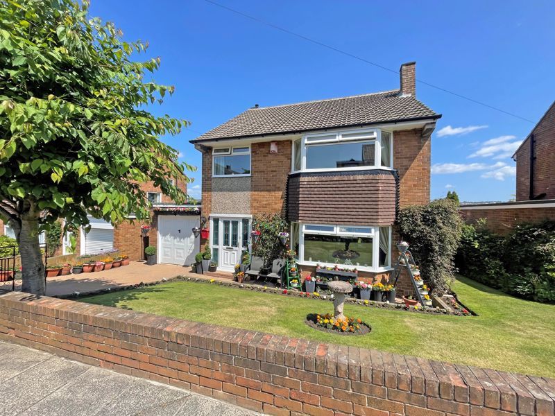 4 bed detached house for sale in Thornton Crescent, BlaydonOnTyne