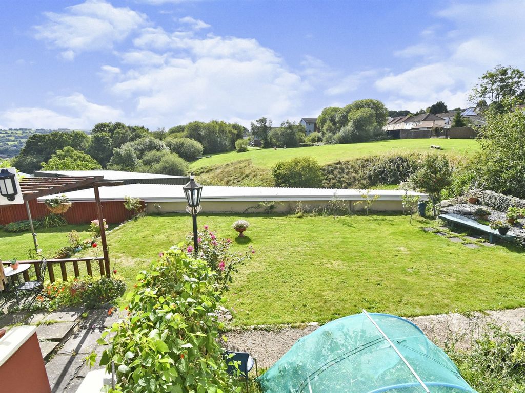 Stanley Street Blackwood NP12  