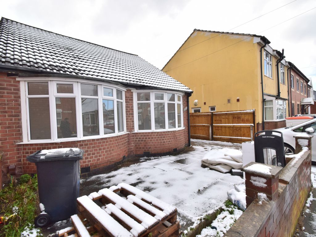3 bed bungalow for sale in Marston Road, Leicester LE4 Zoopla