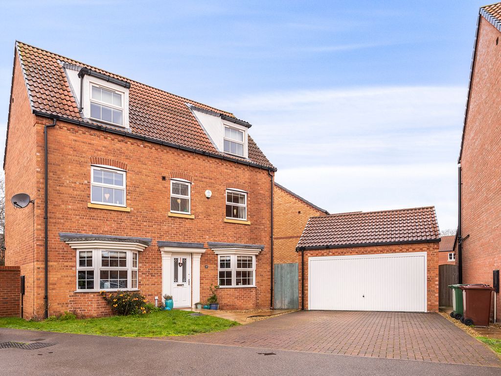 5 bed detached house for sale in 45 Bobbin Lane, Carlton Boulevard