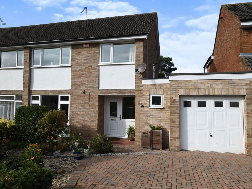 3 bed semidetached house for sale in Bean Oak Road, Wokingham RG40 Zoopla