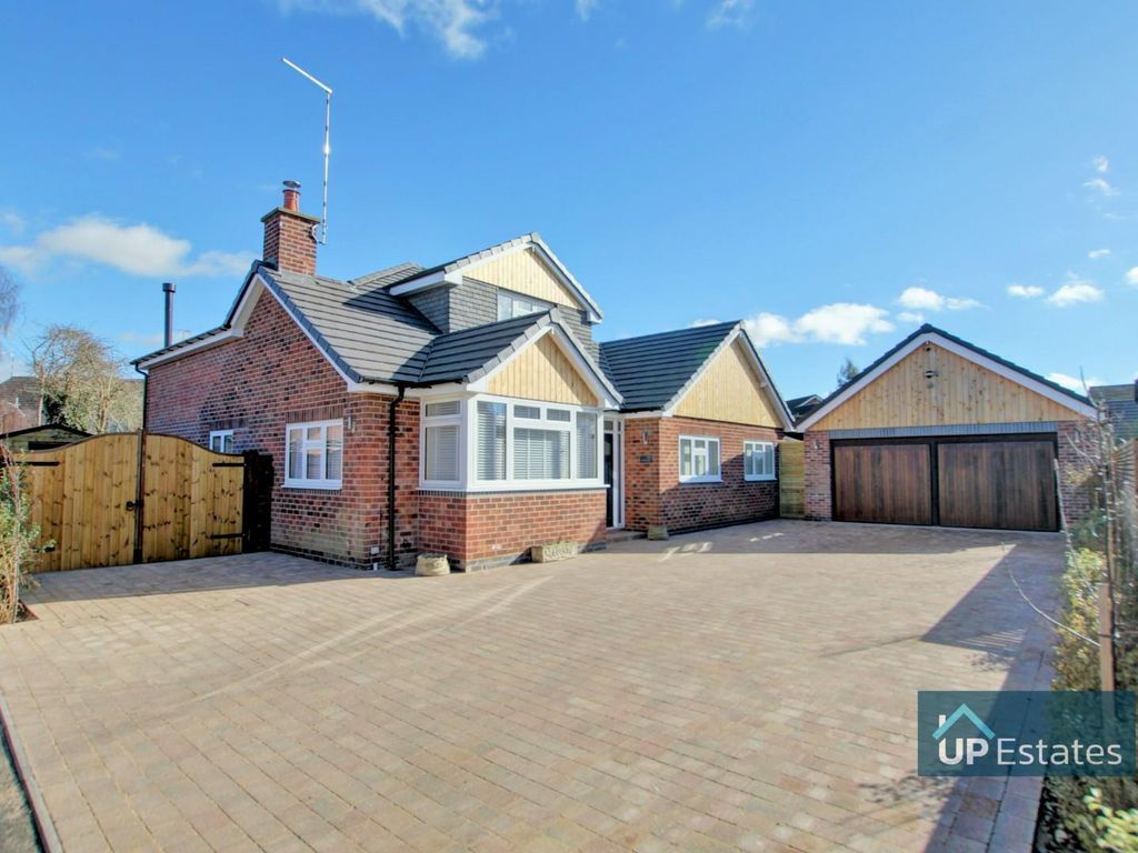 5 bed detached bungalow for sale in Main Street, Wolston, Coventry CV8