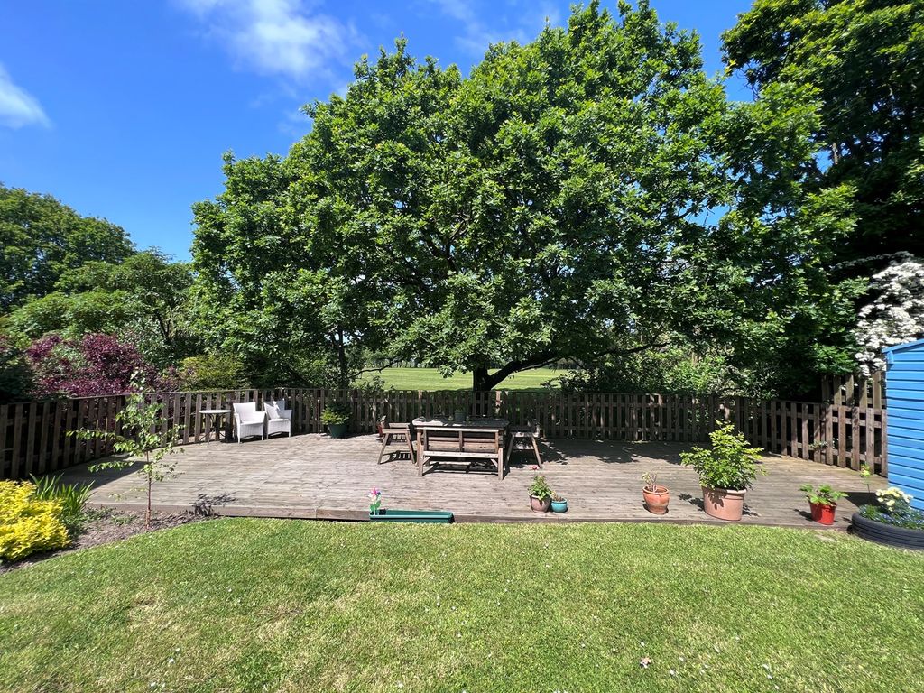 6 bed detached house for sale in Wentworth Close, Penwortham, Preston