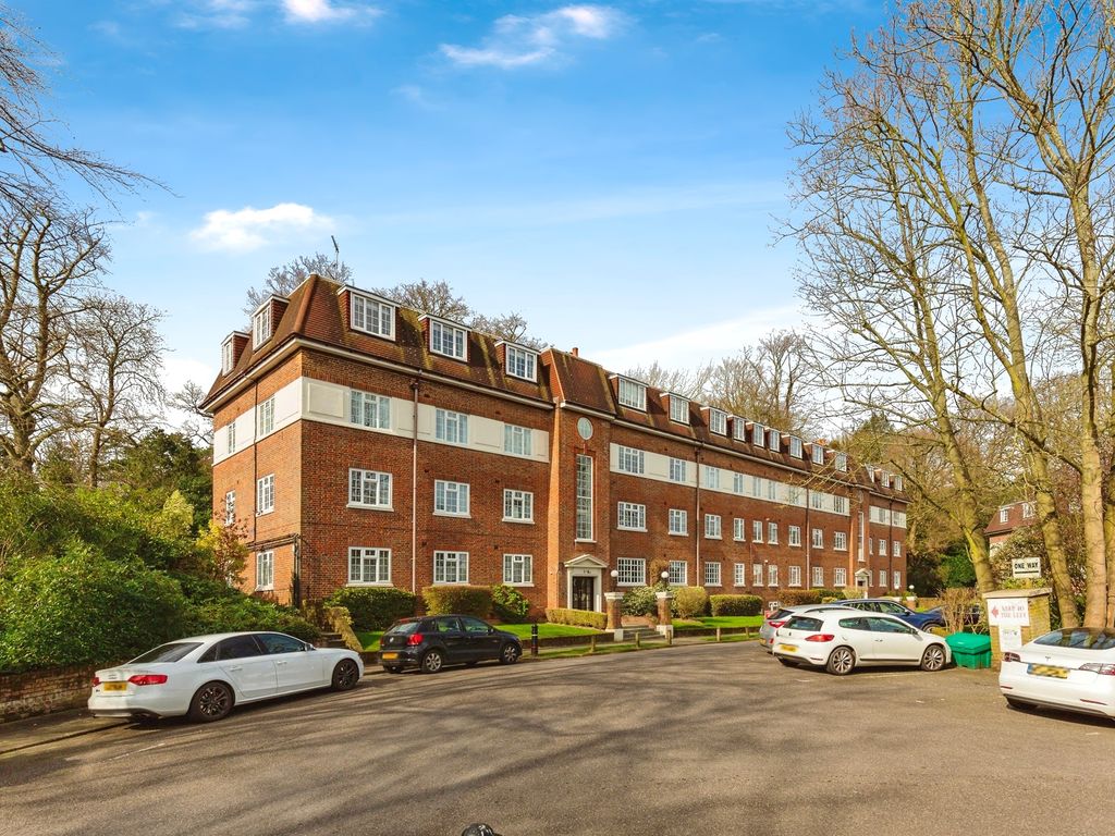 2 bed flat for sale in Sudbury Hill, HarrowOnTheHill, Harrow HA1, £