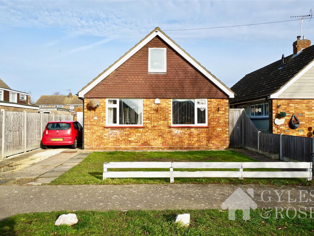 3 bed detached house for sale in Farmleigh Avenue, ClactonOnSea CO15