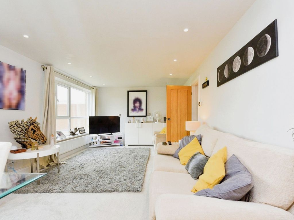 Albany Gardens, Hampton Lane, Solihull B91