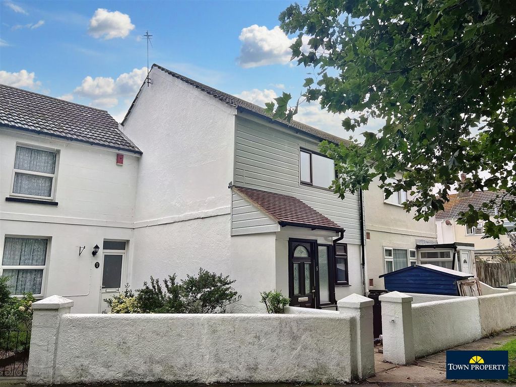 2 bed terraced house for sale in Wartling Road, Eastbourne BN22, £