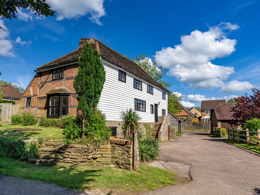 4 bed detached house for sale in Easteds Lane, Southwater, Horsham RH13