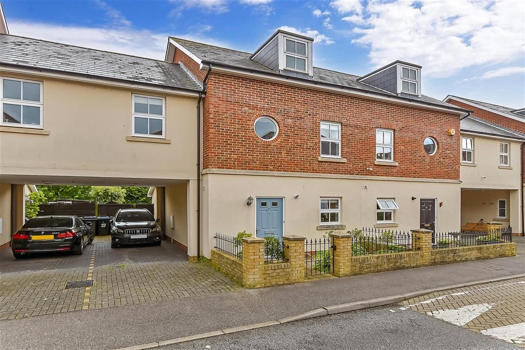 4 bed terraced house for sale in Ardent Avenue, Walmer, Deal, Kent CT14