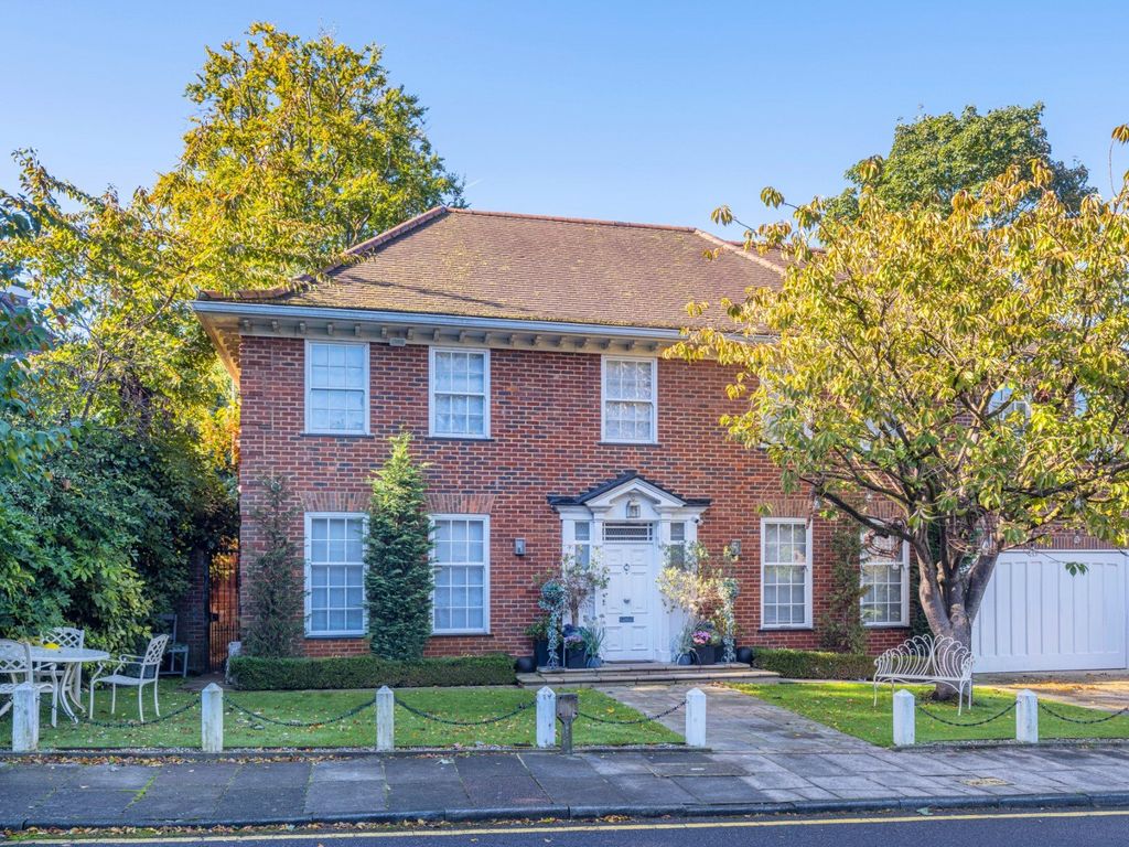 6 bed detached house for sale in Elm Walk, Hampstead, London NW3, £