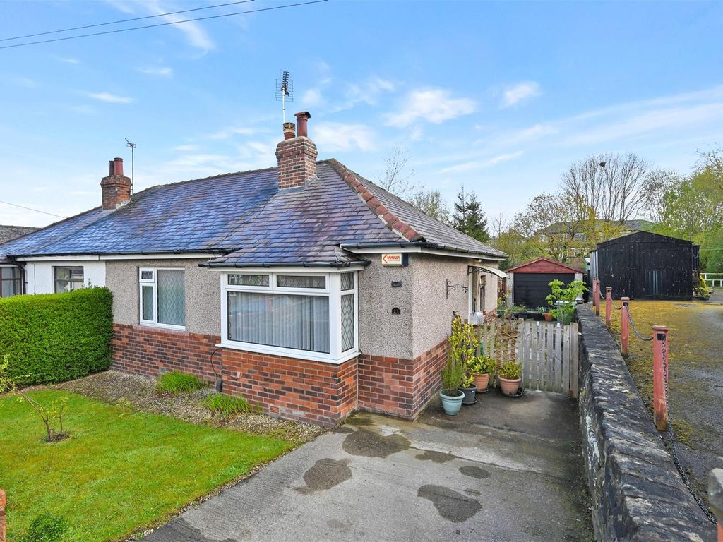 2 bed semidetached bungalow for sale in Markham Avenue, Rawdon, Leeds