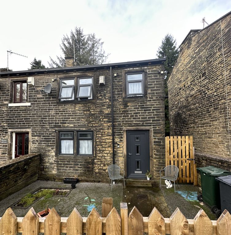 1 bed flat for sale in Hollingwood Lane, Bradford, West Yorkshire