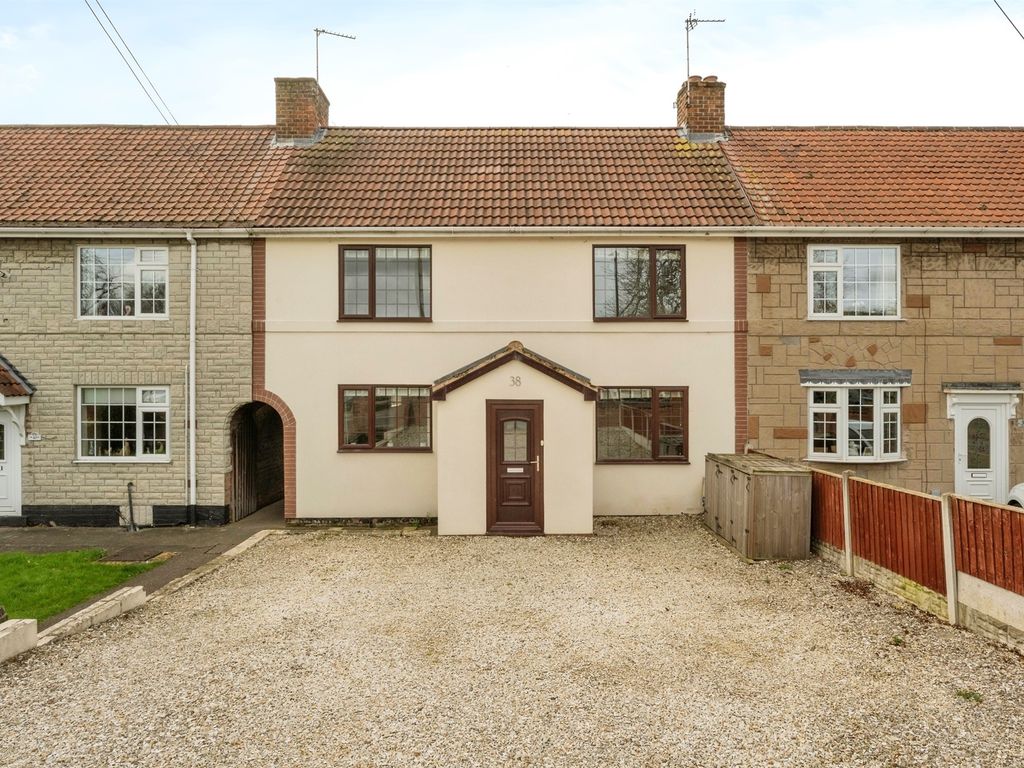 3 bed terraced house for sale in Lodge Road, Skellow, Doncaster DN6, £