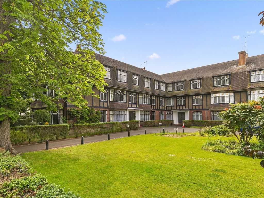 3 bed flat for sale in Cambridge Park Court, Cambridge Park, East