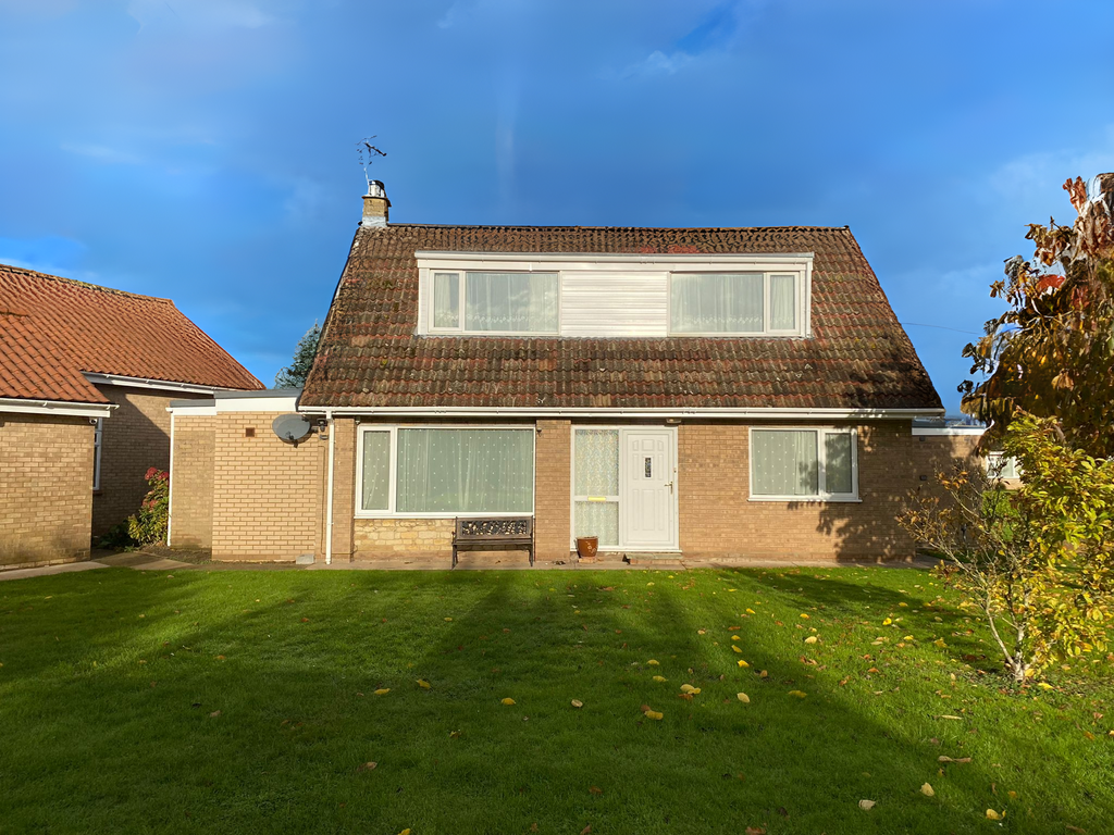 3 bed detached bungalow to rent in Foxes Lowe Road, Holbeach, Spalding