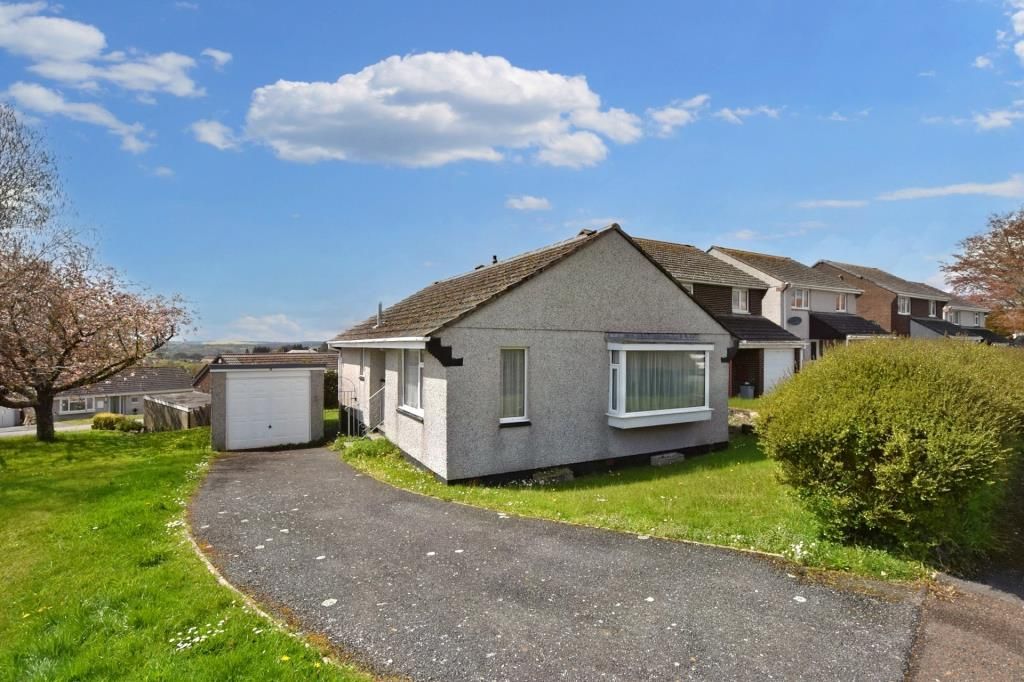 2 bed detached bungalow for sale in Briarwood, Liskeard, Cornwall PL14