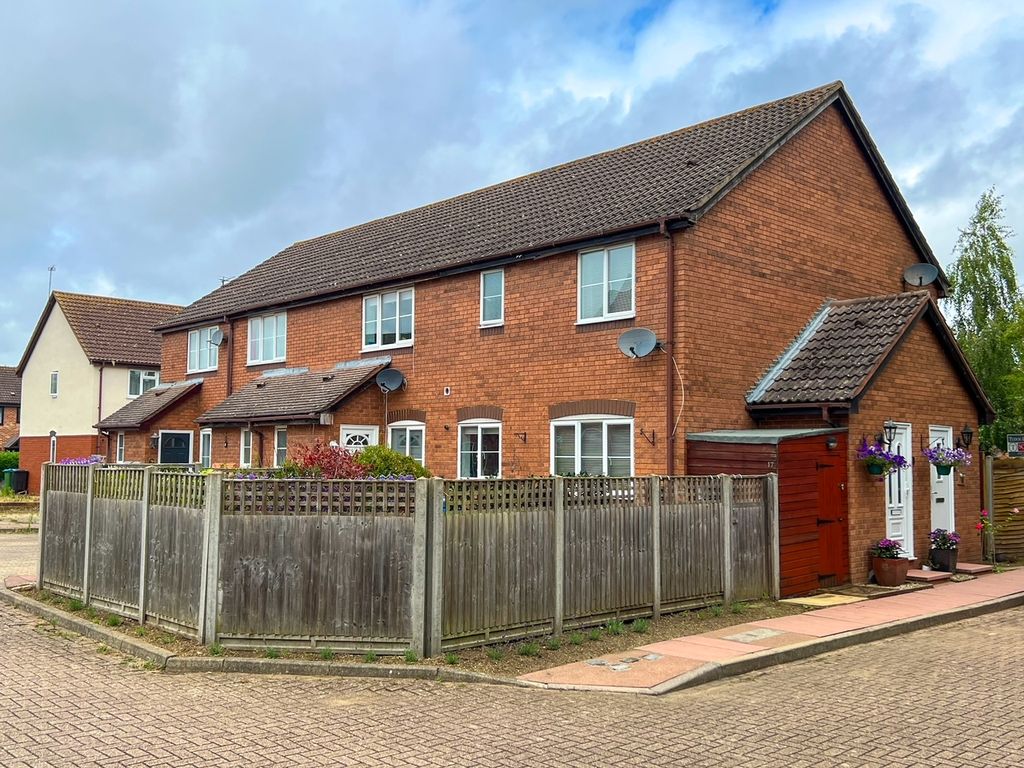 1 bed end terrace house for sale in Cambridge Road, West Molesey KT8, £