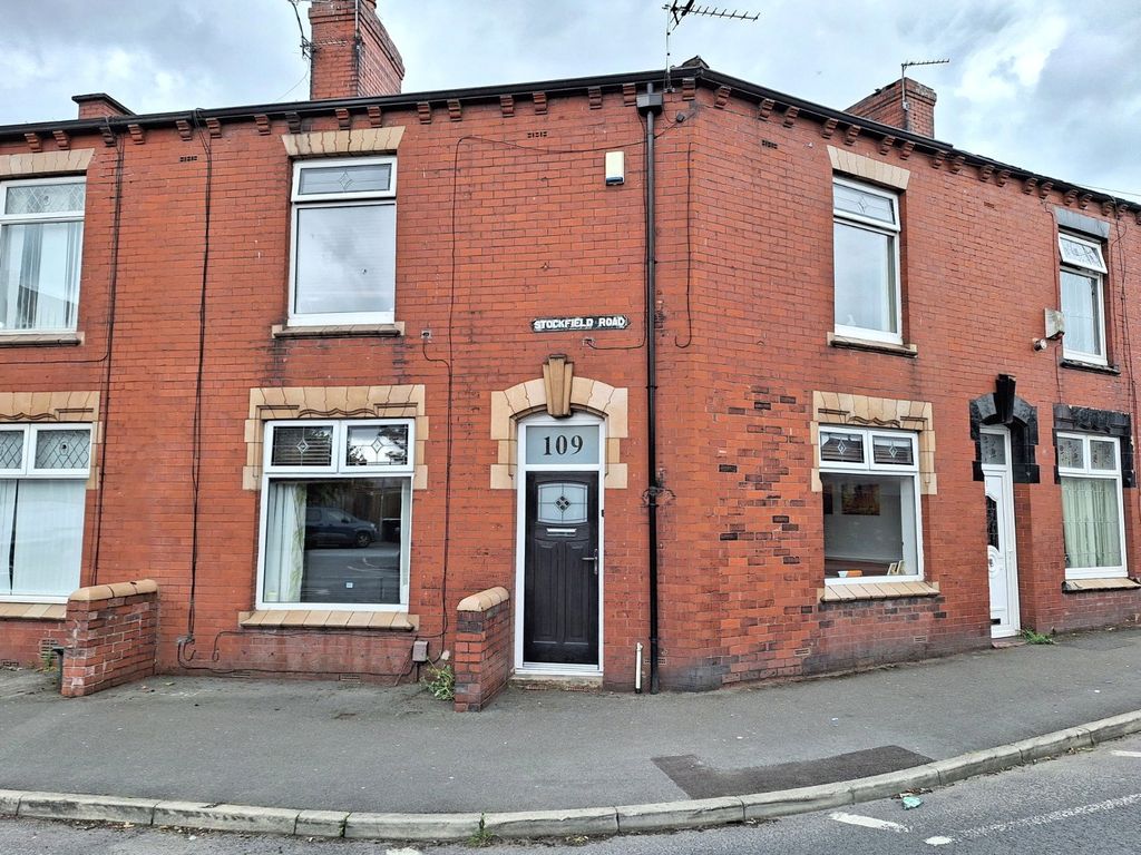 3 bed terraced house for sale in Stockfield Road, Chadderton, Oldham