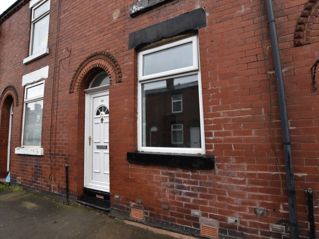 2 bed terraced house to rent in Garden Street, Eccles, Manchester M30