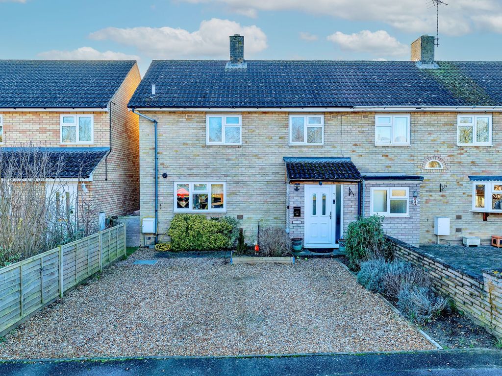 3 bed semidetached house for sale in Barrons Green, Shepreth SG8, £