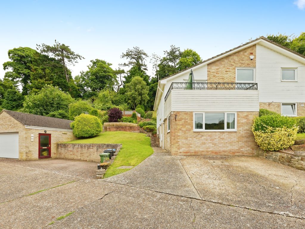 5 bed detached house for sale in Kingston Close, Dover, Kent CT17, £