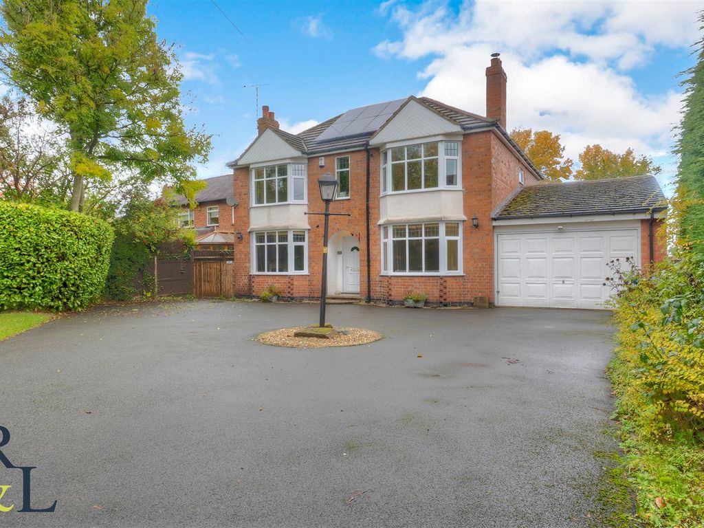 5 bed detached house for sale in Leake Road, Gotham, Nottingham NG11
