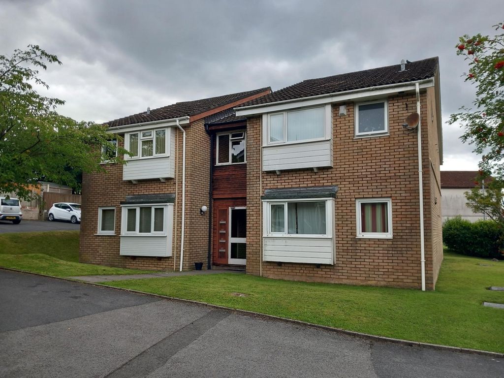 Studio to rent in Llysgwyn, Llangyfelach, Swansea, City And County Of Swansea. SA6 Zoopla