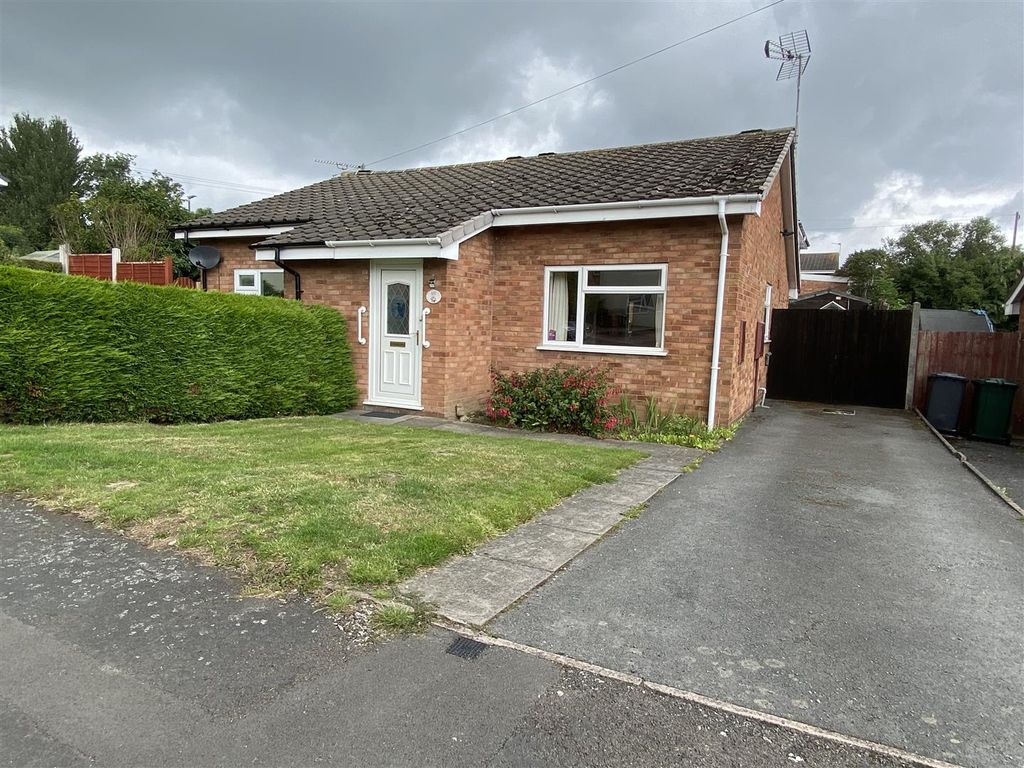 2 bed semidetached bungalow for sale in Meadow Lane, Newhall DE11 Zoopla