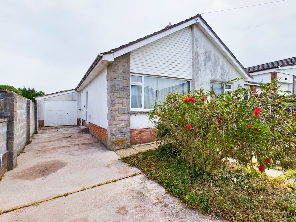 2 bed detached bungalow for sale in Clarendon Road, Ipplepen, Newton Abbot TQ12 Zoopla