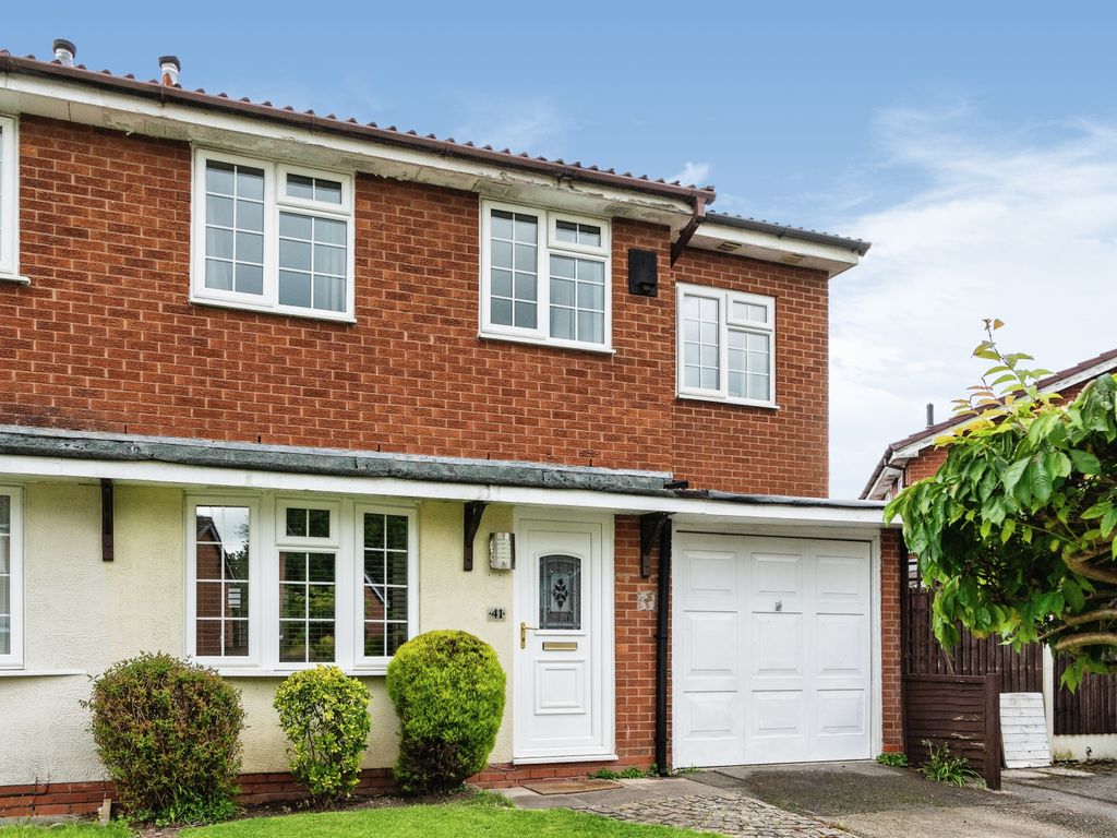 3 bed semidetached house for sale in Hazelborough Close, Birchwood, Warrington, Cheshire WA3, £