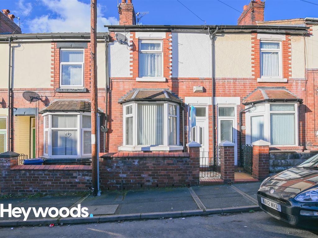 3 bed terraced house to rent in Ashfields New Road, NewcastleUnder