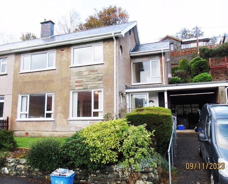 3 bed semidetached house to rent in CoedYFronallt Estate, Dolgellau