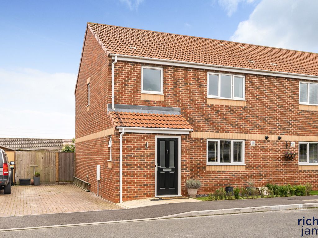 3 bed semidetached house for sale in Willis Way, Purton SN5, £360,000 Zoopla