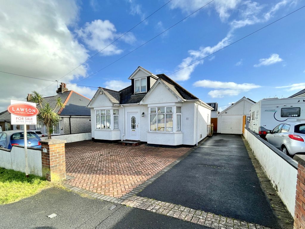 Glenholt Road, Glenholt, Plymouth PL6  