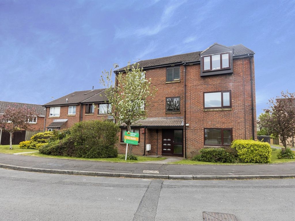 2 bed flat for sale in Limeslade Close, Fairwater, Cardiff CF5 Zoopla