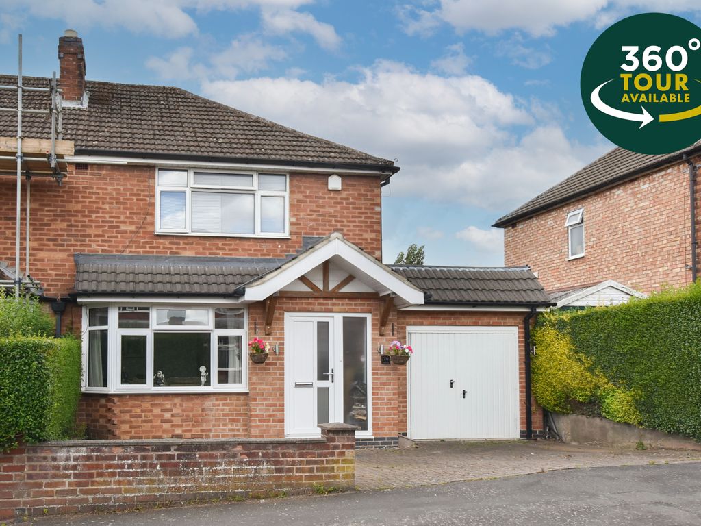 4 bed semidetached house for sale in Fairfield Road, Oadby, Leicester