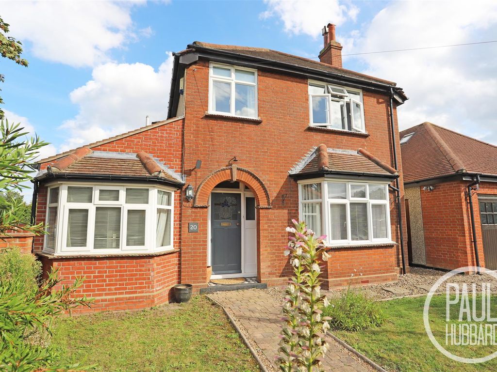 5 bed detached house for sale in Gunton Church Lane, Gunton NR32, £